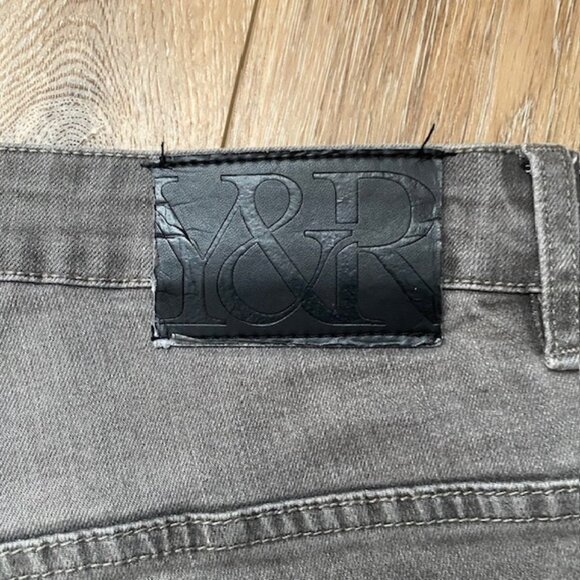 Young and Reckless Y&R Men's Ripped Jeans Size 34 Gray stretch 5 pocket - Picture 12 of 16